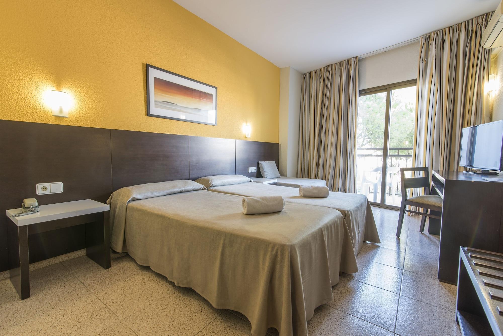 azuLine Hoteles Mar Amantis&II Sant Antoni de Portmany Exterior foto