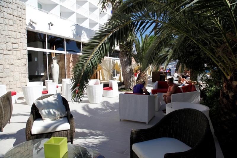 azuLine Hoteles Mar Amantis&II Sant Antoni de Portmany Exterior foto